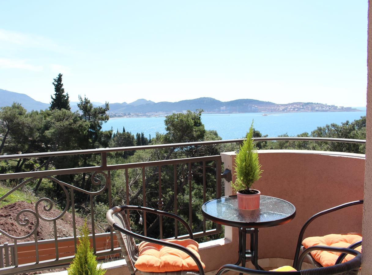 Vila Pogled Bar Exteriör bild